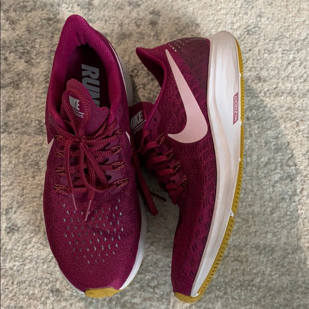Nike Zoom Pegasus 35 Running Shoes sz8